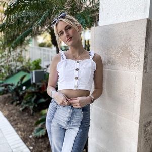 Meet your Posher, Lexi